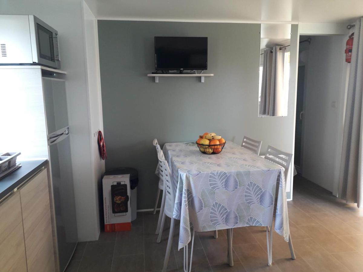 Mobil Home Neuf 2 Chambres 6 Personnes Saint Aygulf Plage Фрежюс Экстерьер фото